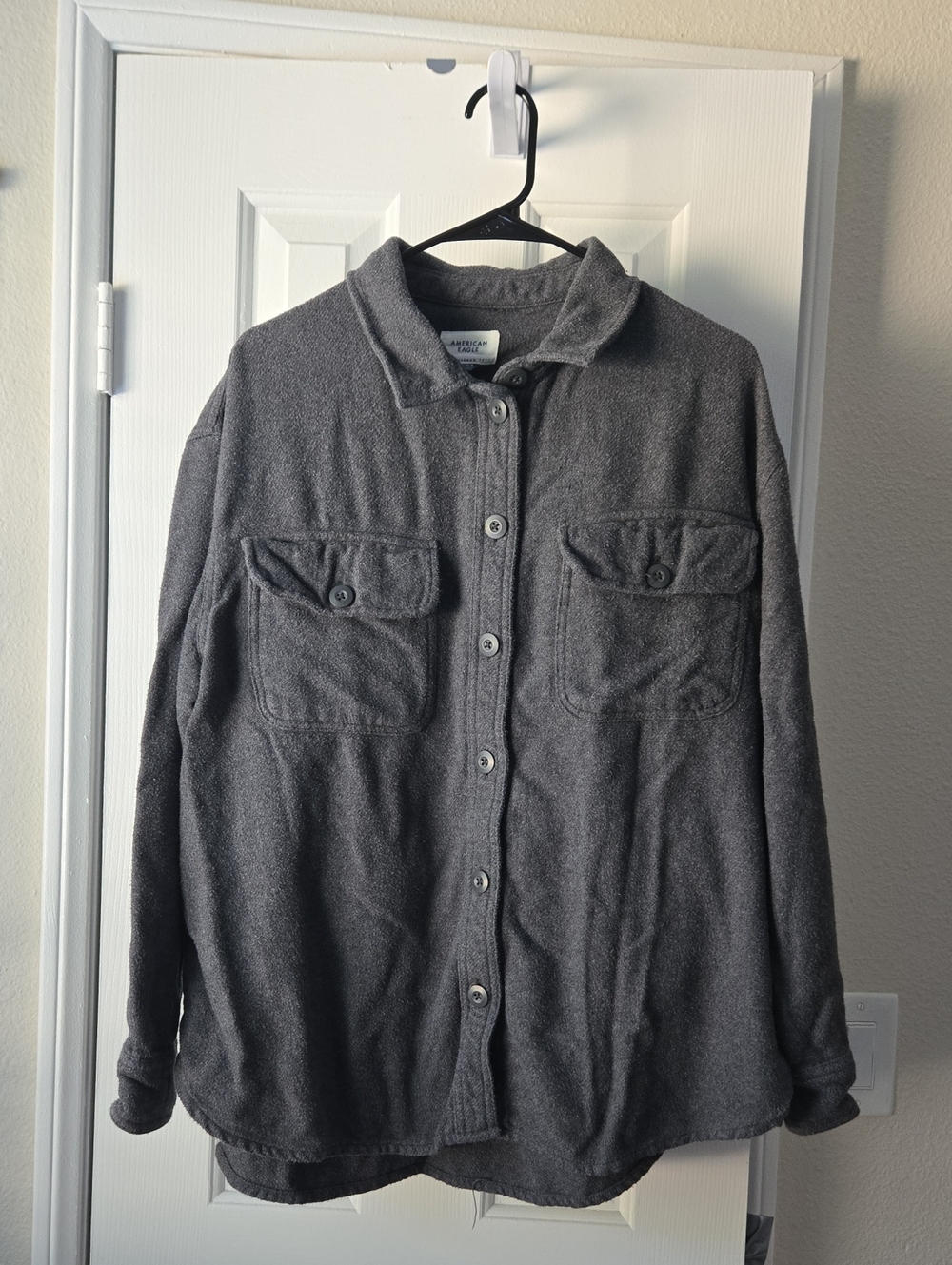 American Eagle Outfitters Charcoal Gray Button-Up Shirt Jacket / Shacket- Med